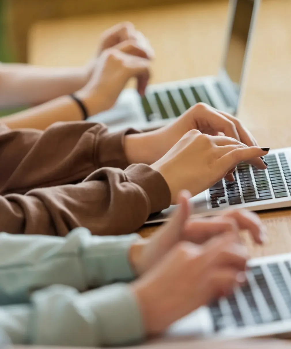 ais-coming-to-the-classroom-brisk-raises-15m-after-a-quick-start-in-school