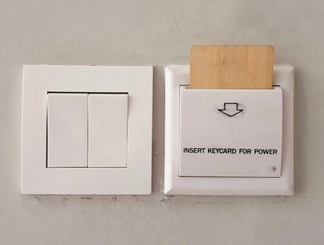 this-common-mistake-with-your-hotel-key-card-could-be-surprisingly-dangerous--heres-why