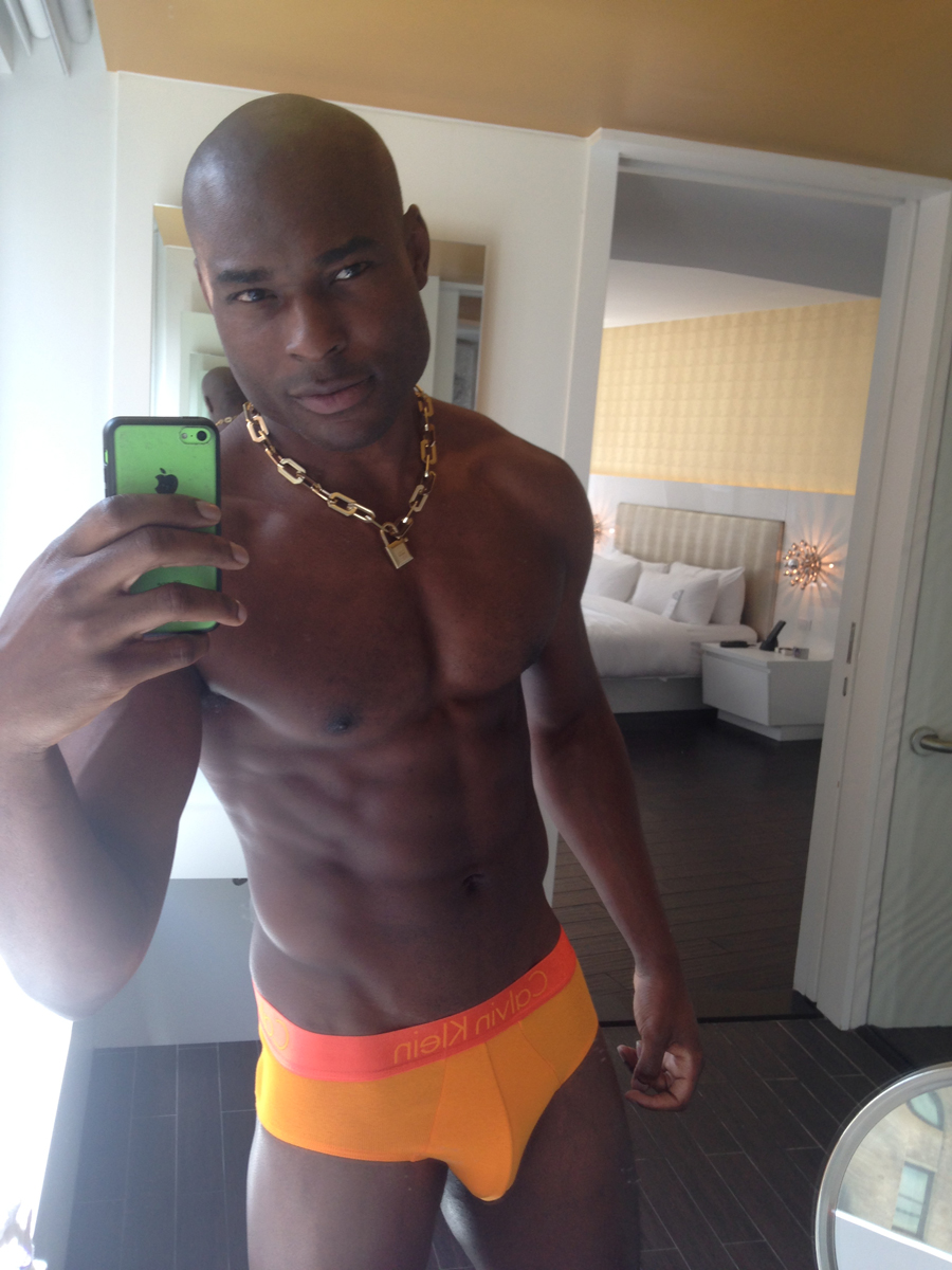 Page-9-Willie-Holmes.jpg