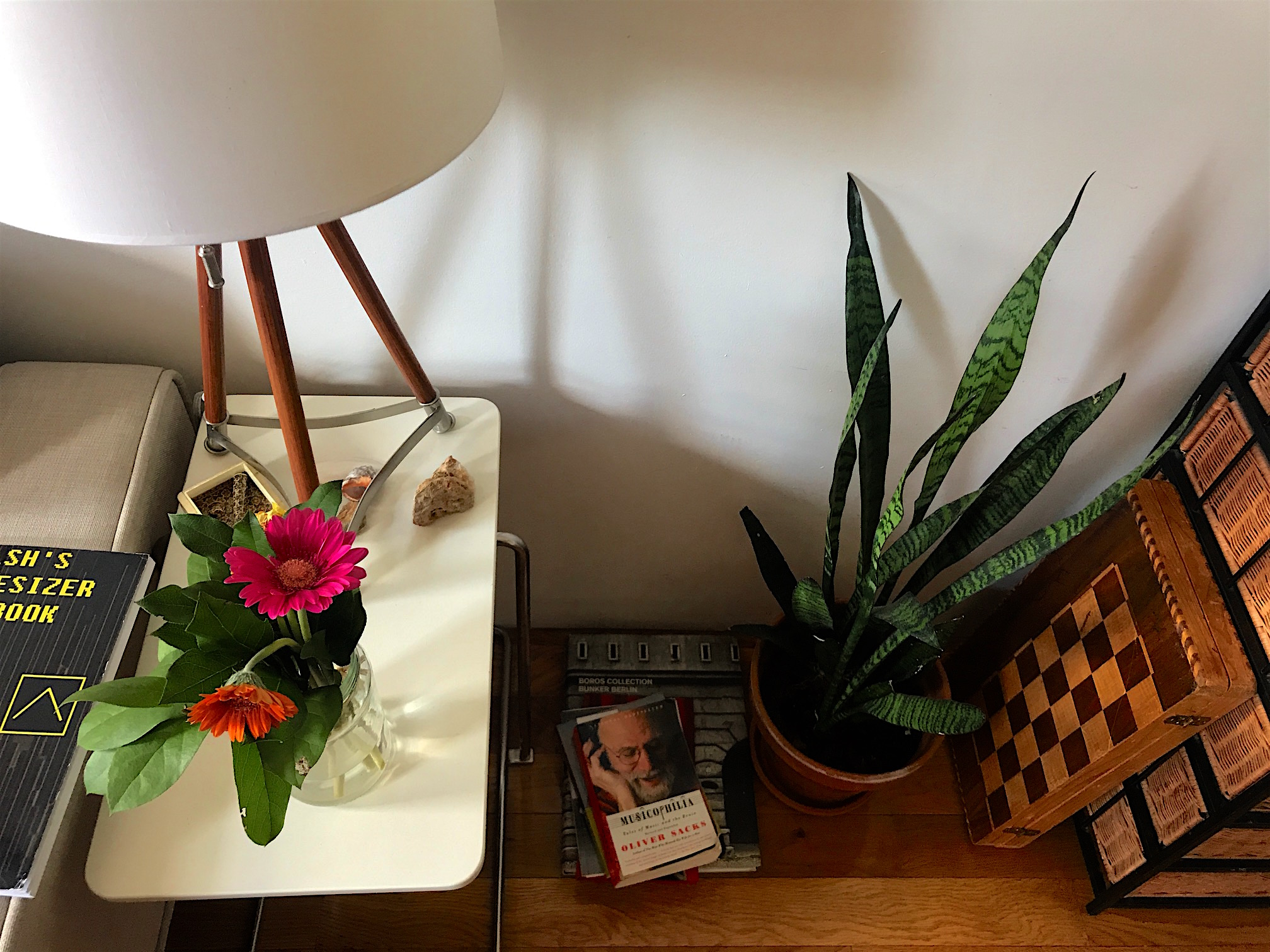 I have the best husband in the world! After my tour I always get fresh flowers, he shows me how to take care our plants, how to play chess and also how to pick the right books for an inspiration.&nbsp;