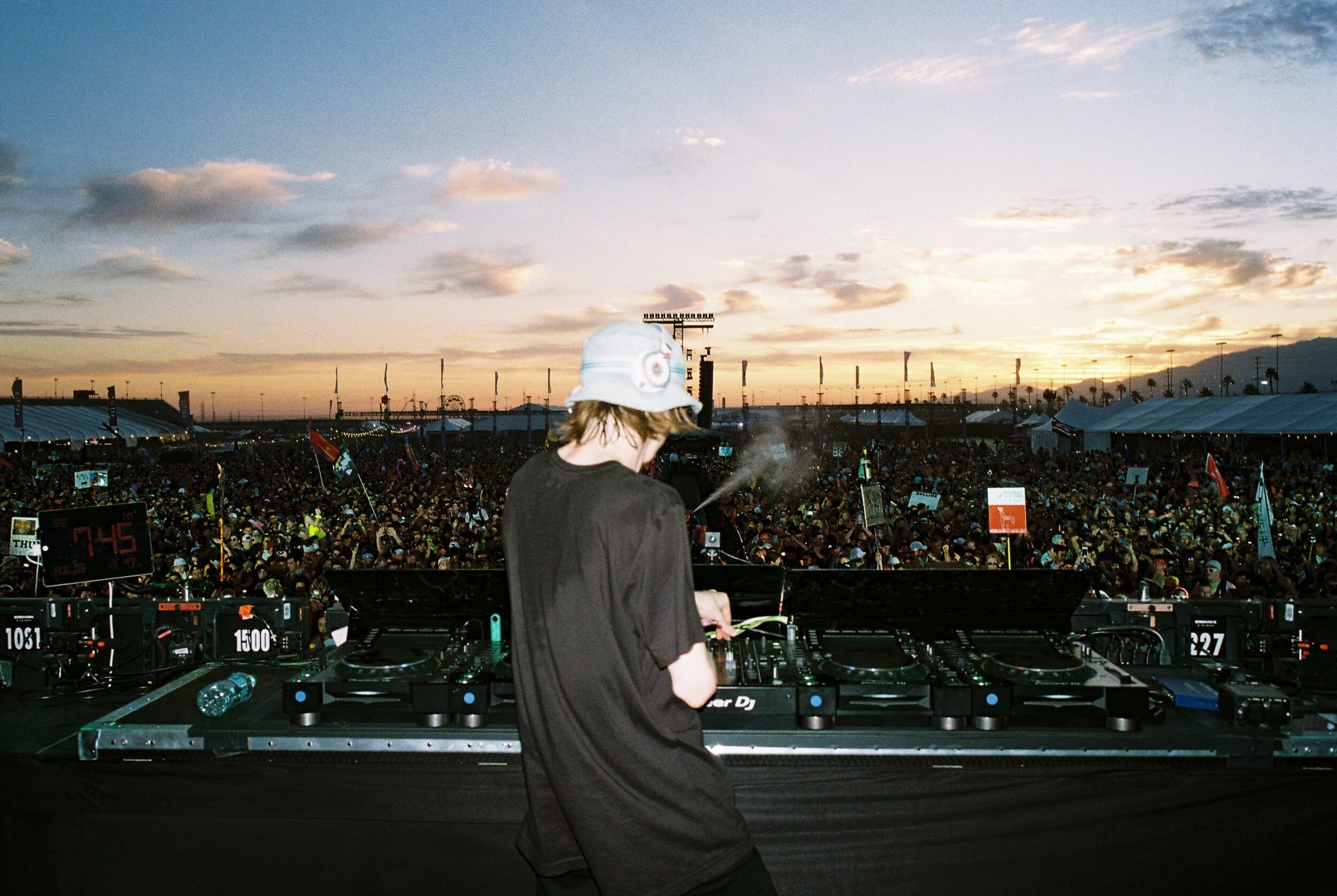 Whethan 6.jpg
