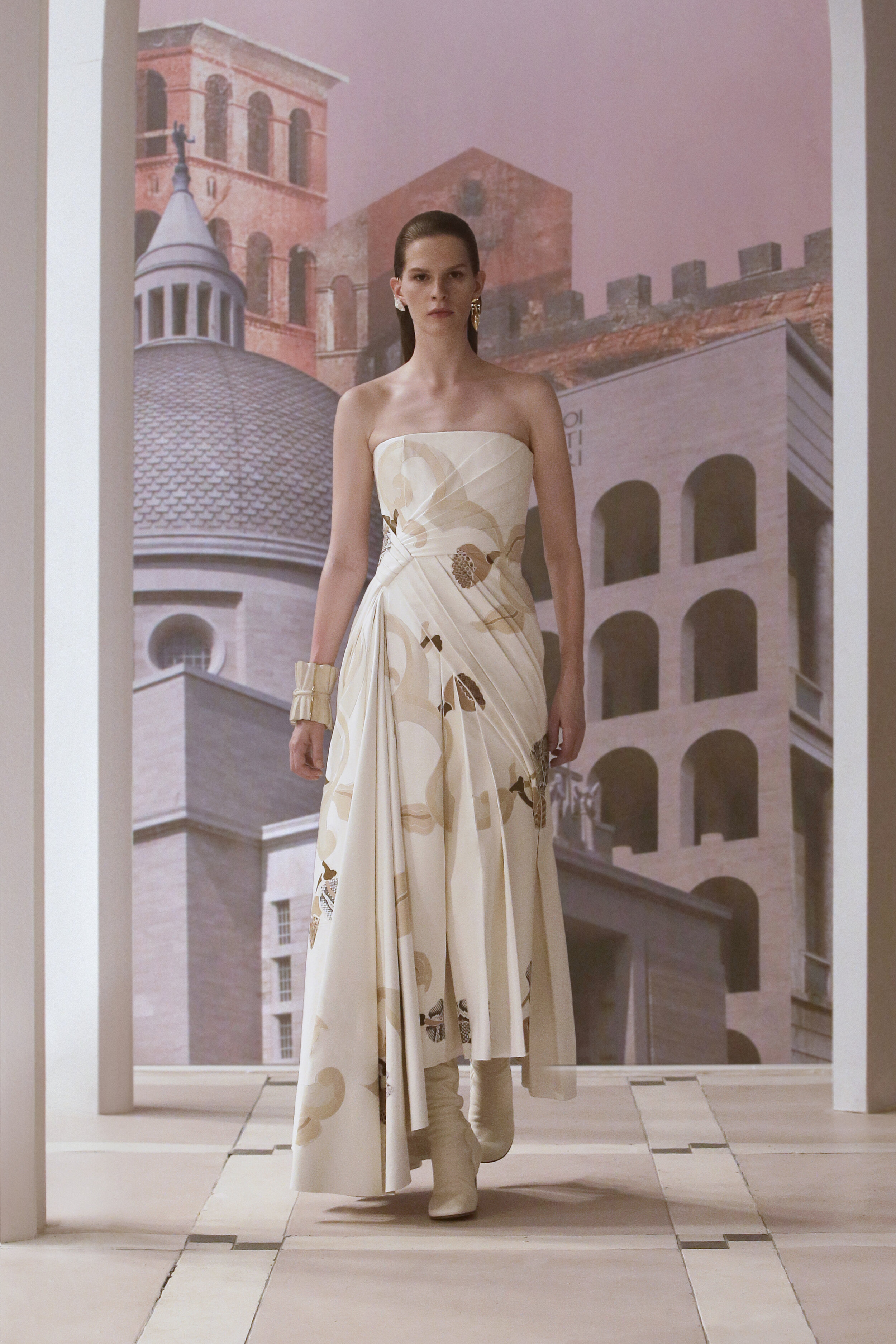 FENDI-flaunt.jpg
