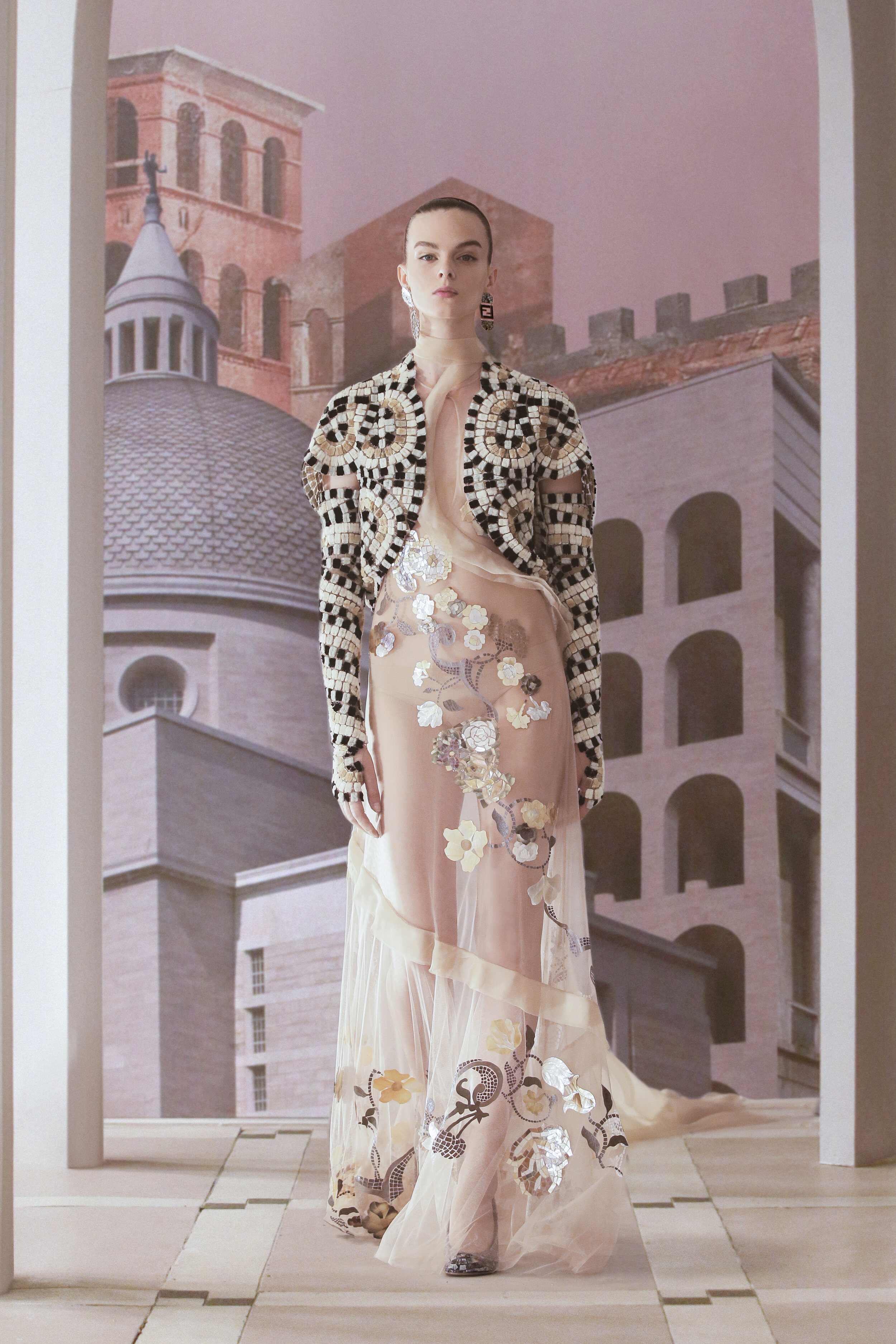 FENDI-flaunt.jpg