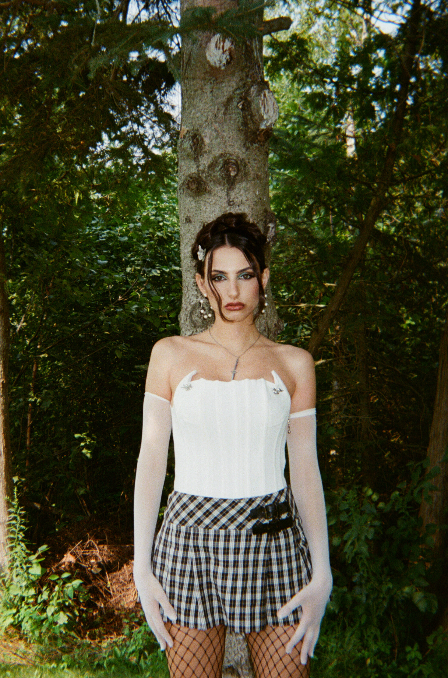 1.Photographer Quinton Grant - Styling and Makeup by Saya.jpg