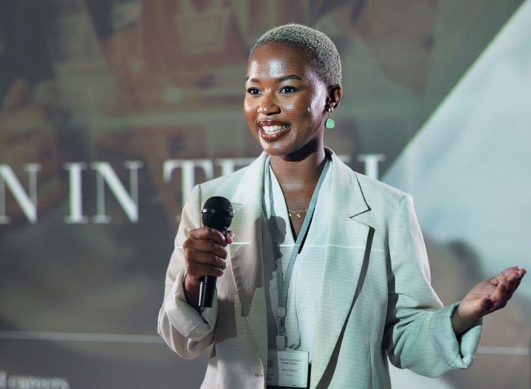 Role of a Keynote Speaker