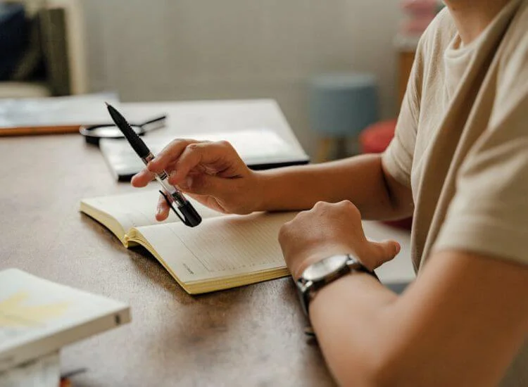 weekly planning for time management for online teachers