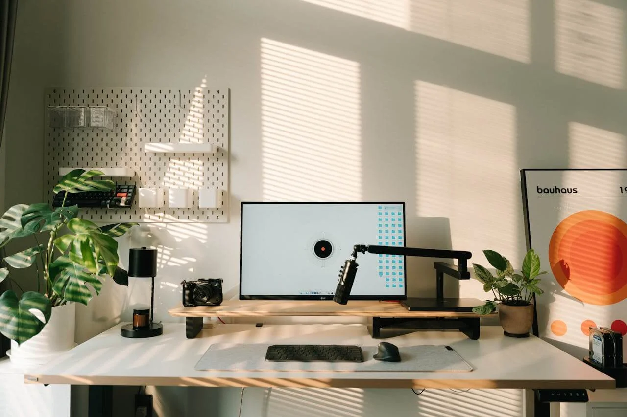 working station with computer, mic and camera