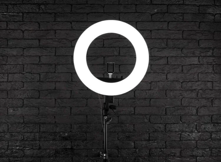 ring light for better lighting