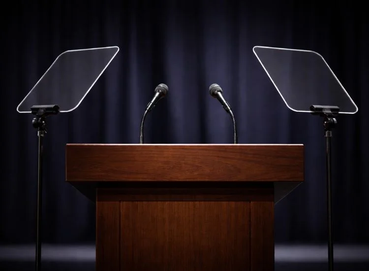 a podium with presidential teleprompter