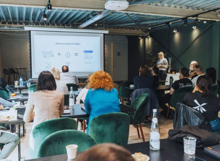 a presenter using visual in presentation