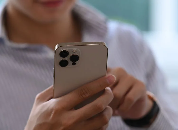 using-iphone-teleprompter-app