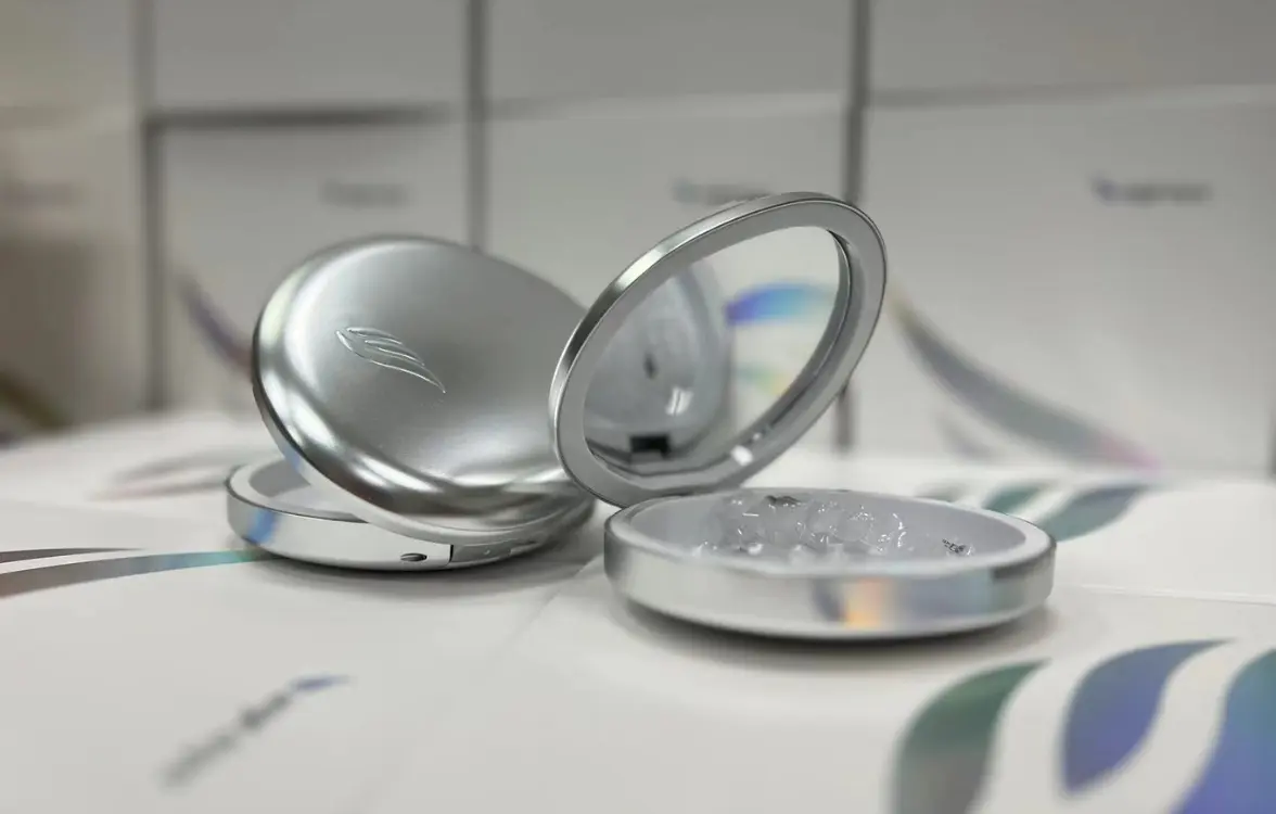 Image of Angel Aligners trays in their patient case.