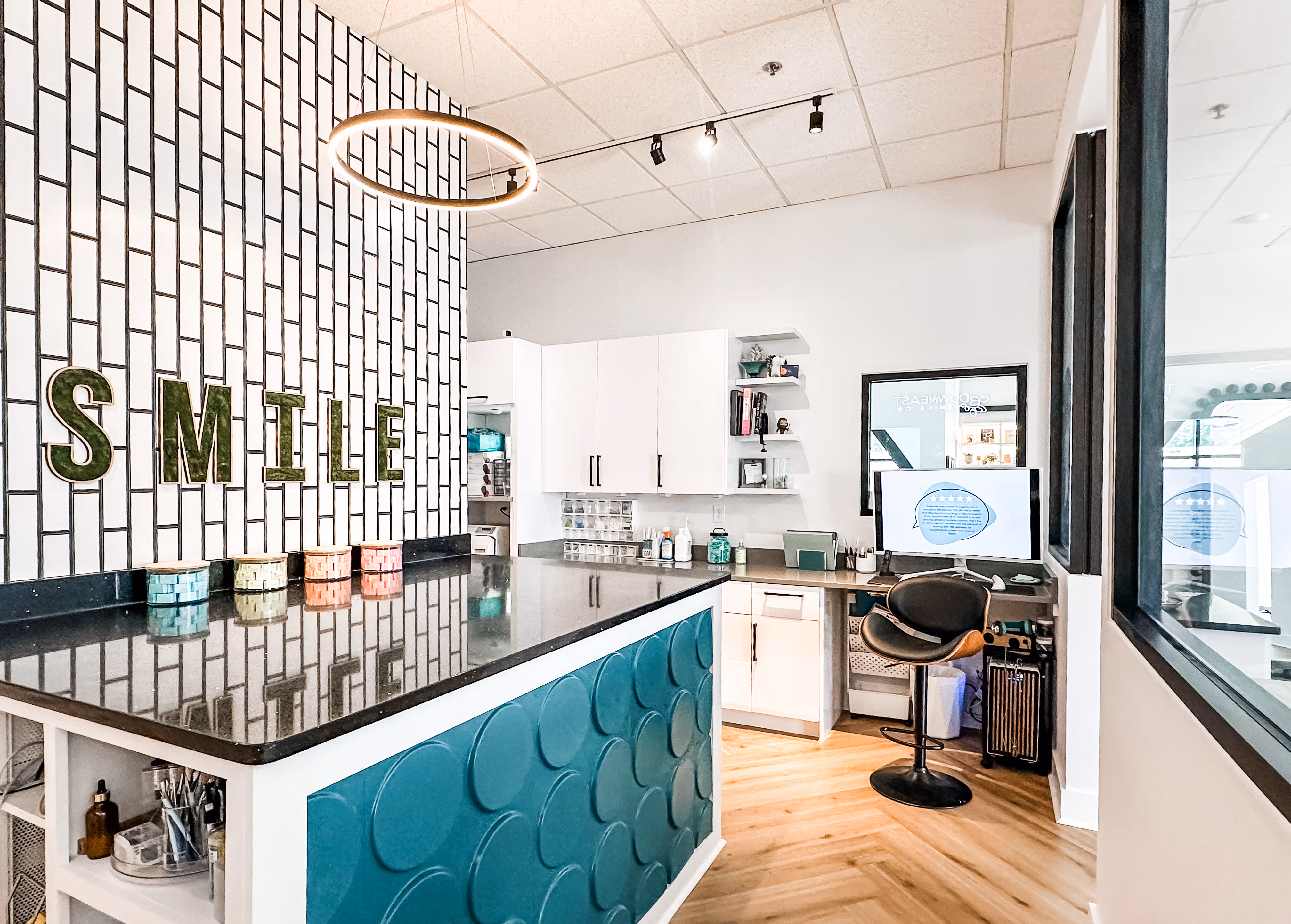 tooth and mirror tool