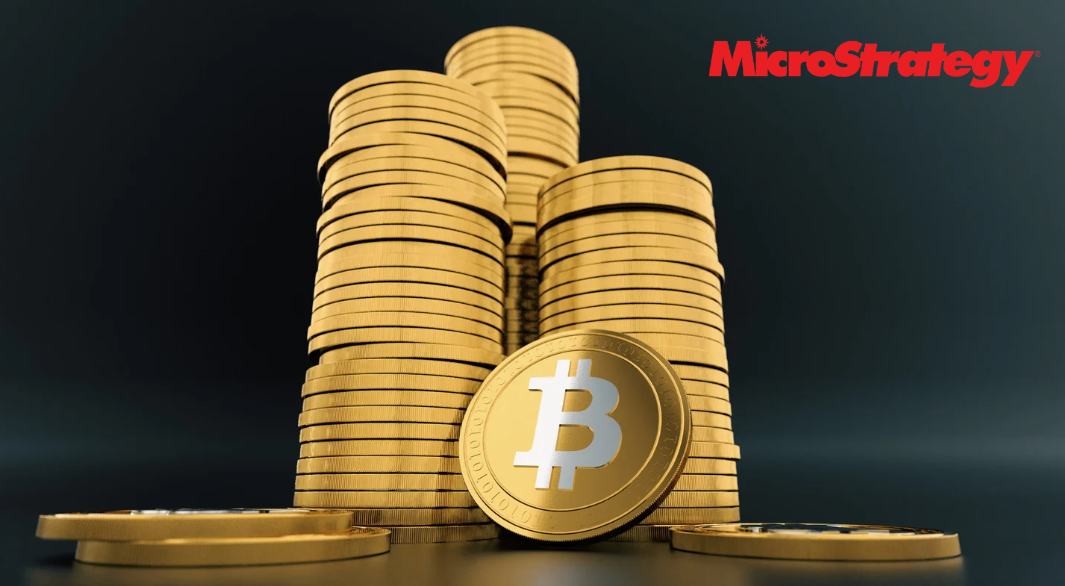 MicroStrategy's Bitcoin Gamble Pays Off: 4 Years Later, Outpacing Warren Buffett's Berkshire Hathaway