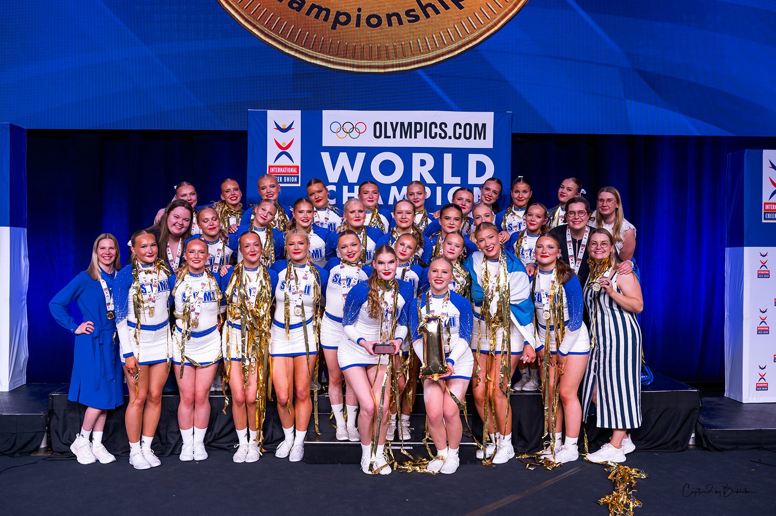 Junior national cheerleading team training in Finland using Qridi Sport to monitor athlete load, document feedback, and plan training efficiently.