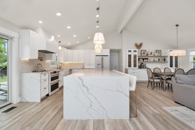 Granite island kitchen.