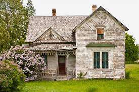 Fixer upper house exterior.