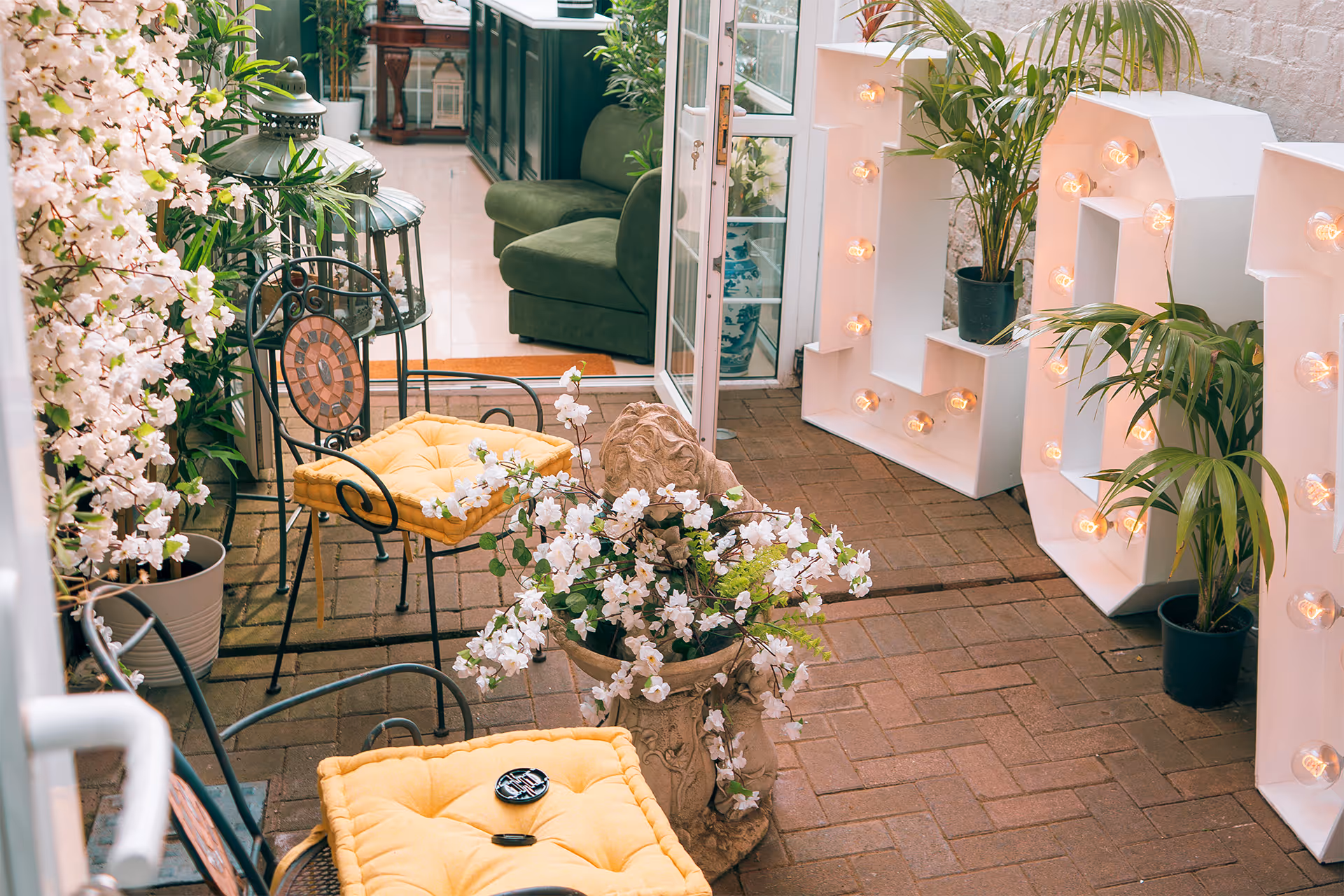 Homestead House Courtyard