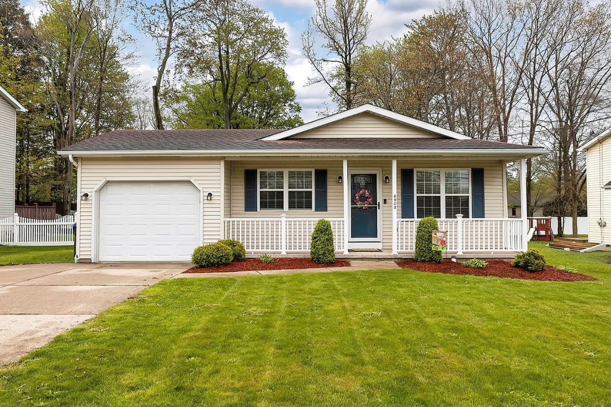 4903 Perkins, Erie PA 16509