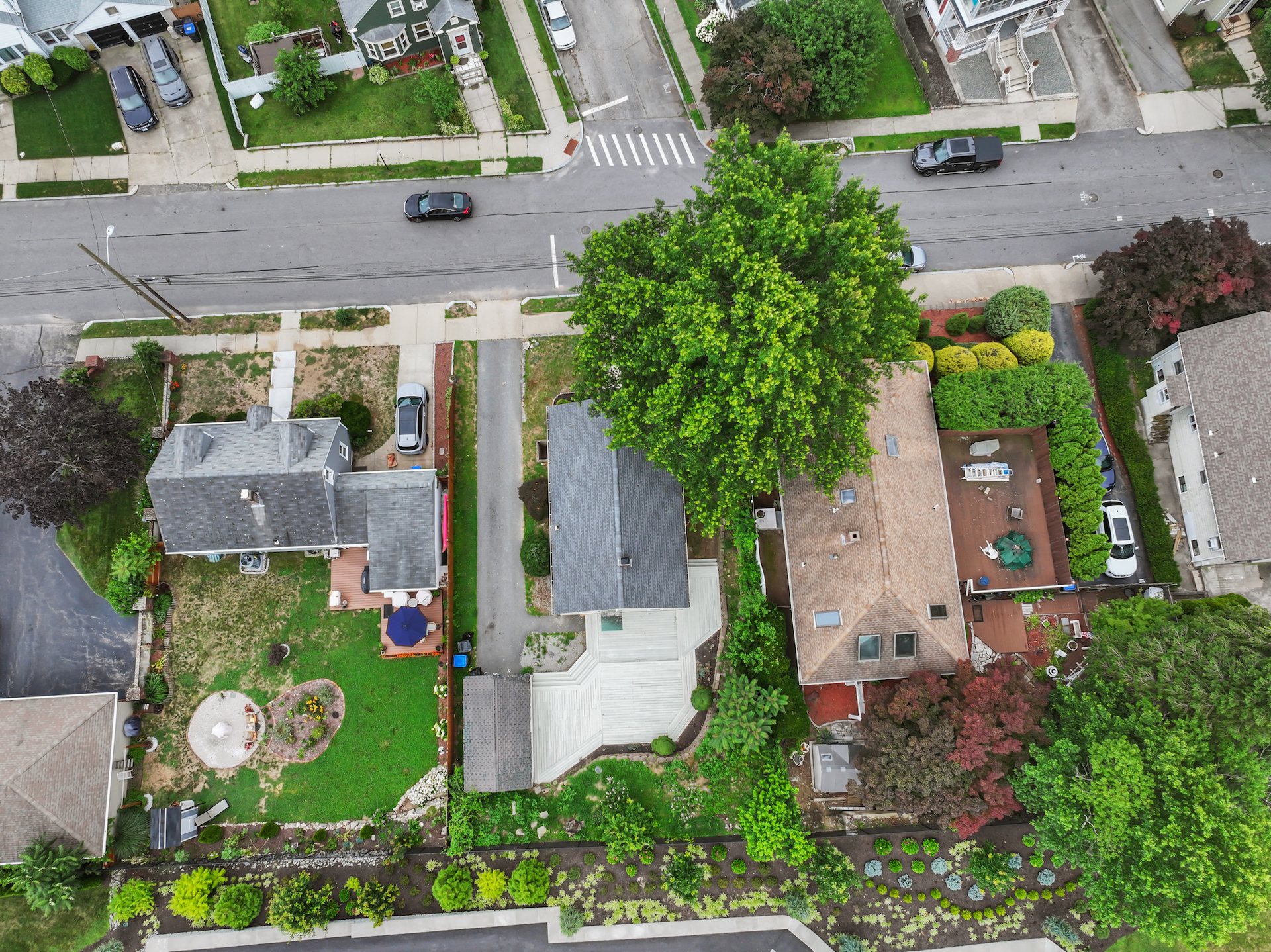 249 Whitford Ave, Providence, RI 02908