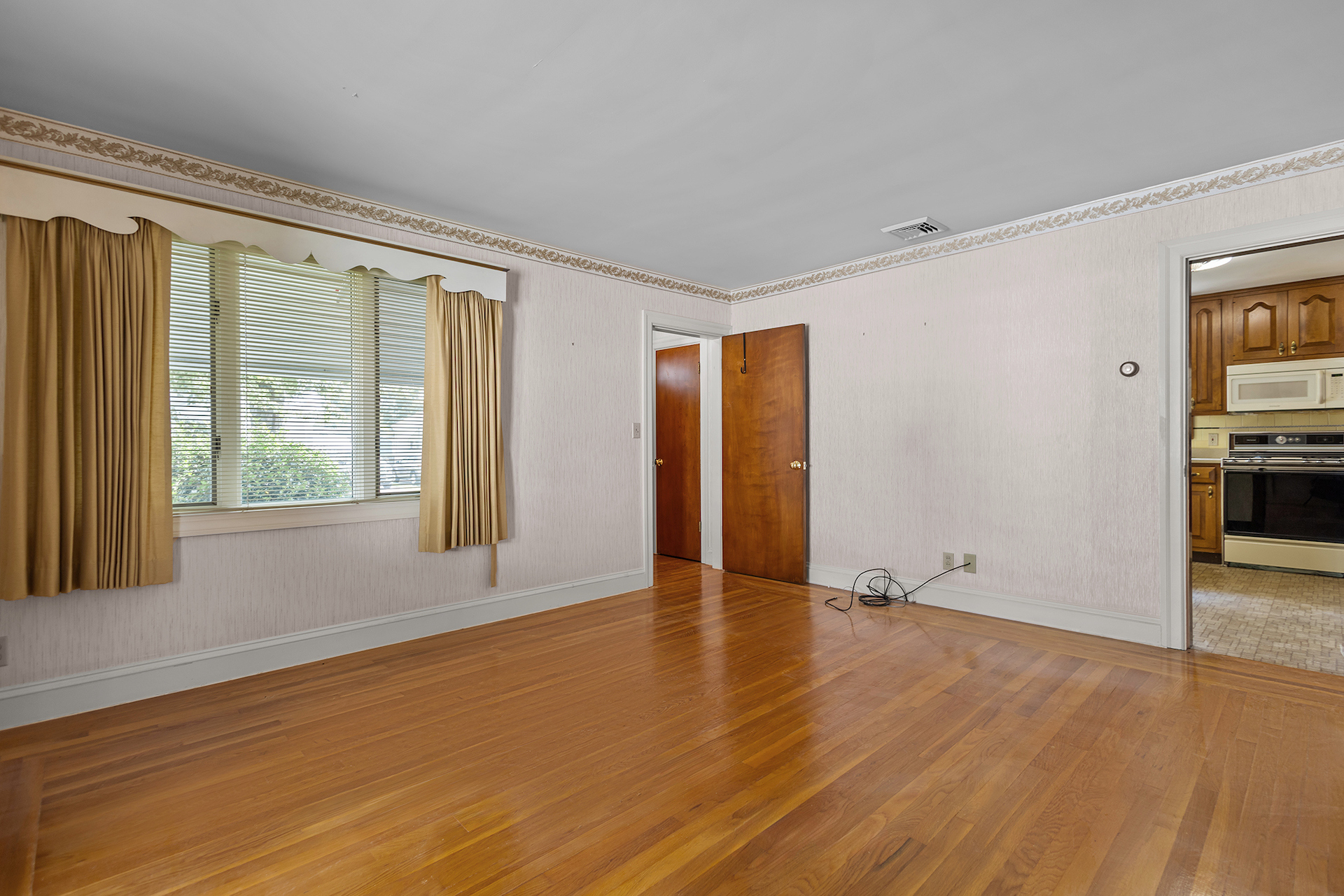 99 Mink Rd, Providence, RI 02908