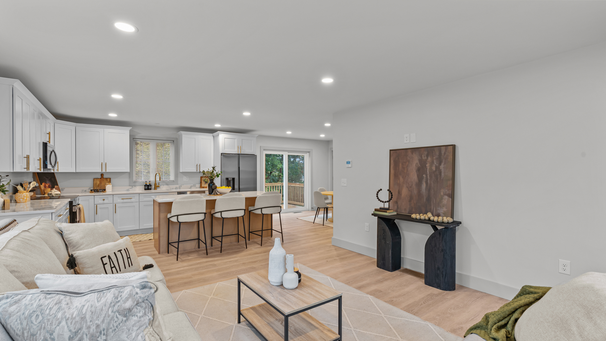 37A Hurdis St, Providence, RI 02904