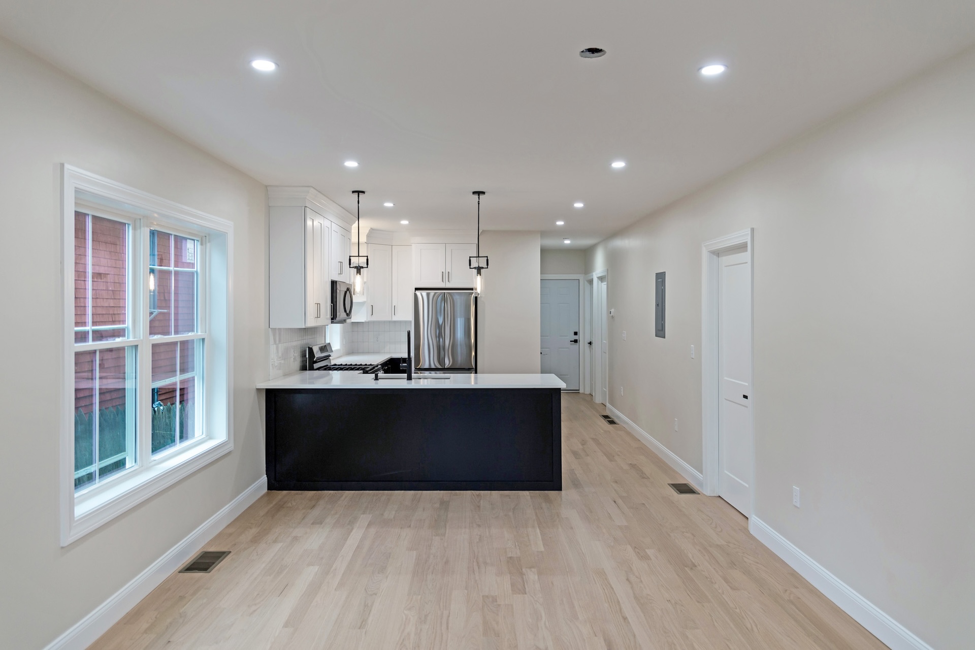 35 Mount Pleasant Ave, Providence, RI 02908