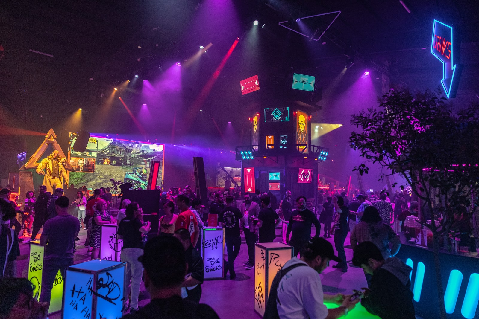 Deestroying Holding a Mic Doing an Interview