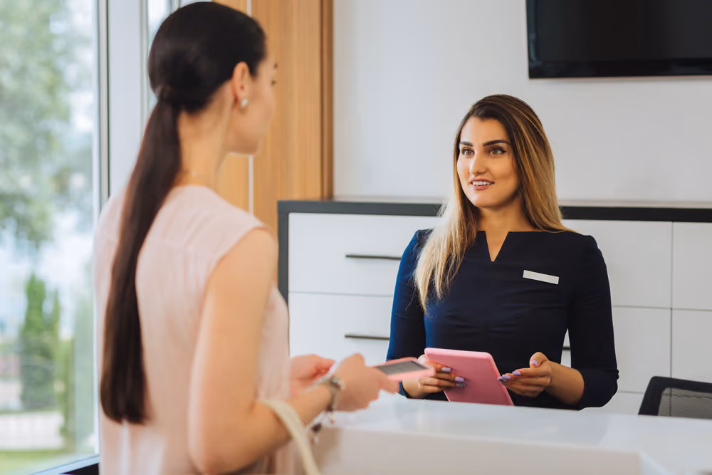 book a free consultation with este medical group