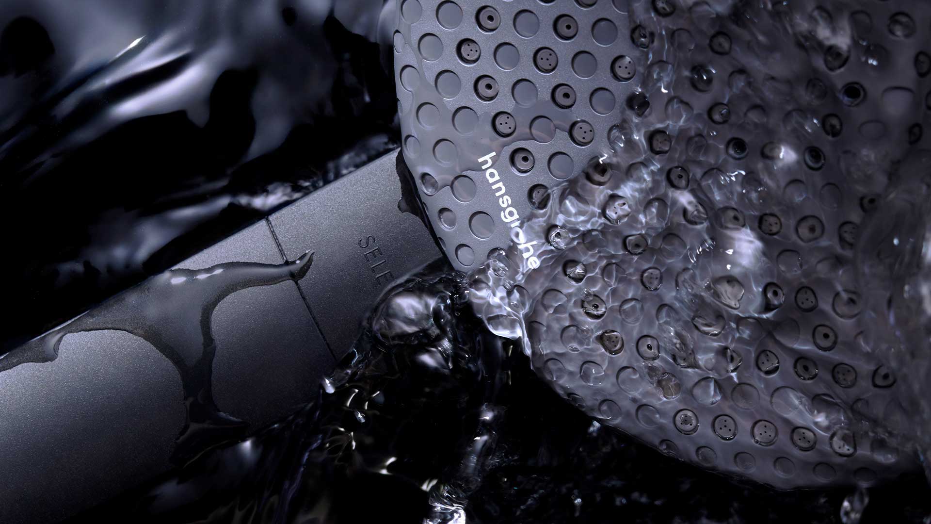 andgrohe shower raindance, awarded as best of the best by the red dot award, designed by PHOENIX, innovative business design agency