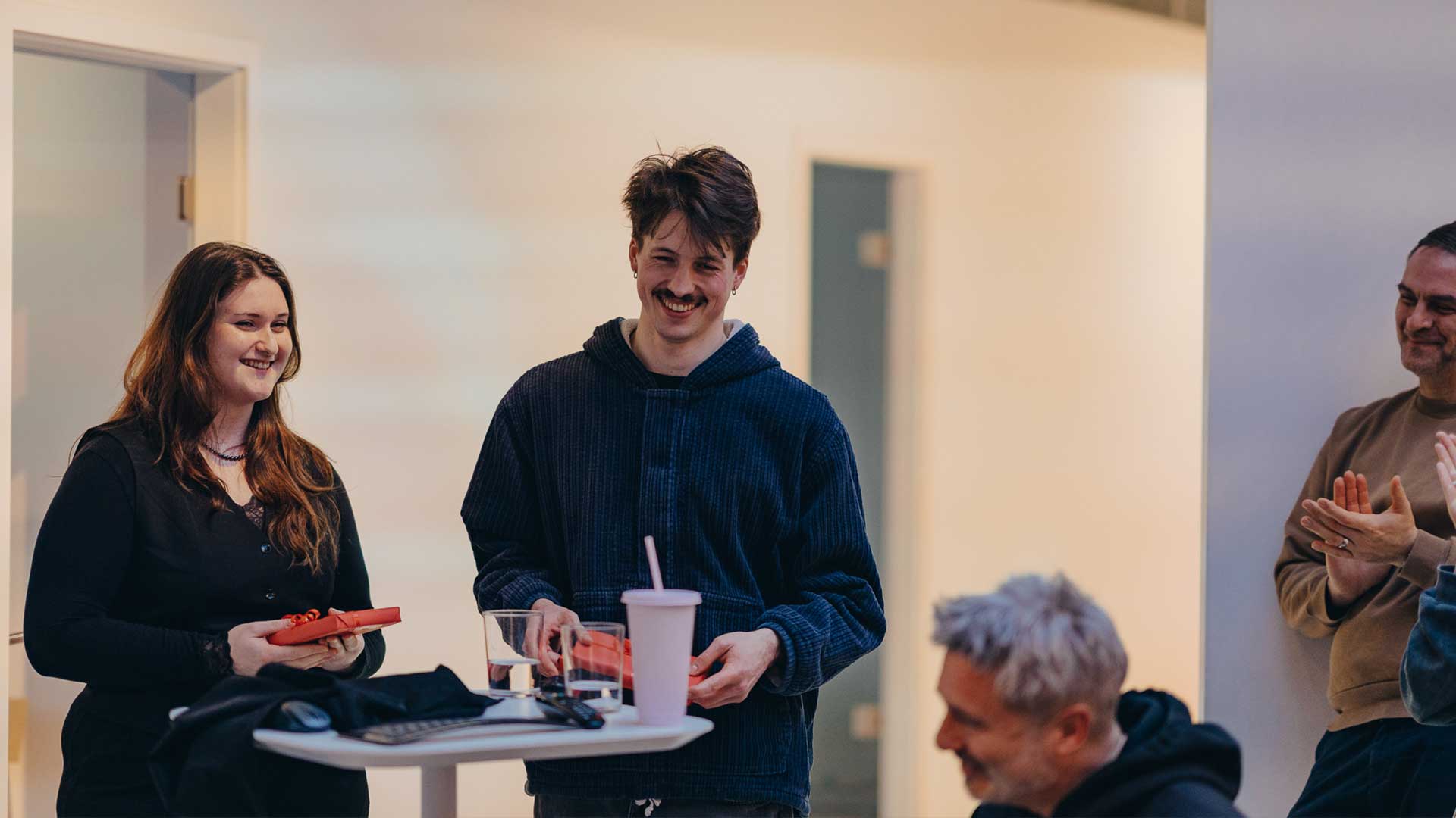 presented on the studio, the yoyo tradition is now a book. after 40 years, phoenix mantain tradition and competence.