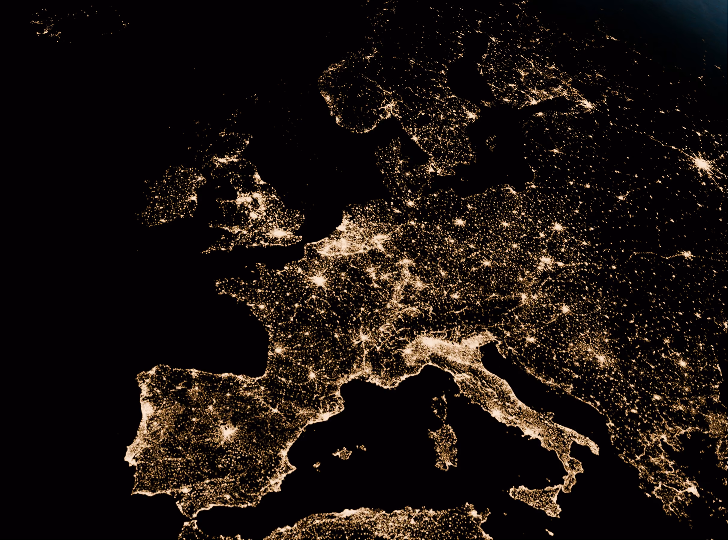 What the EU Pay Transparency Directive means for global teams
