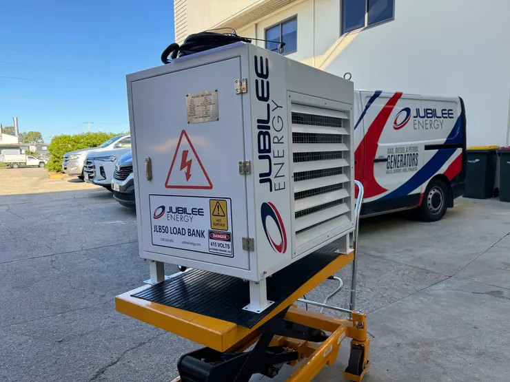 How to Use Gas Generators to Reduce Energy Costs