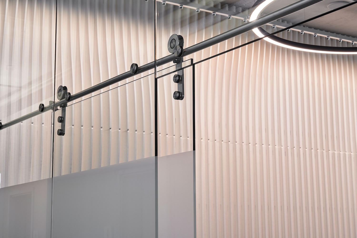 Trisa Electronics - Perfekte Akustik für produktives Arbeiten