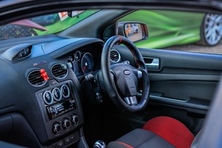 inside of a ford focus