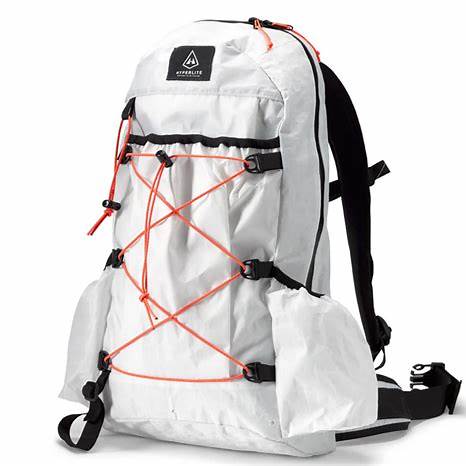 Top 10 Daypacks for your Israel Adventure: Hike, Travel, and Explore in Style