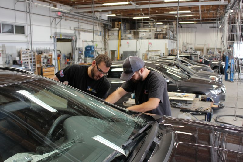 Best Las Vegas Auto Glass Pros