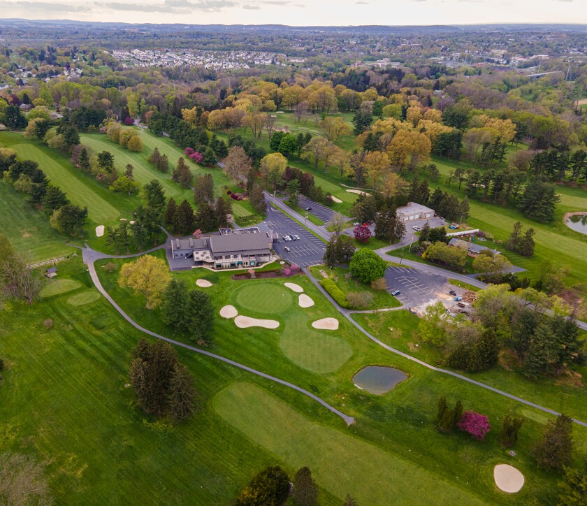 Bobby Jones Links to Manage Meadia Heights Golf Club