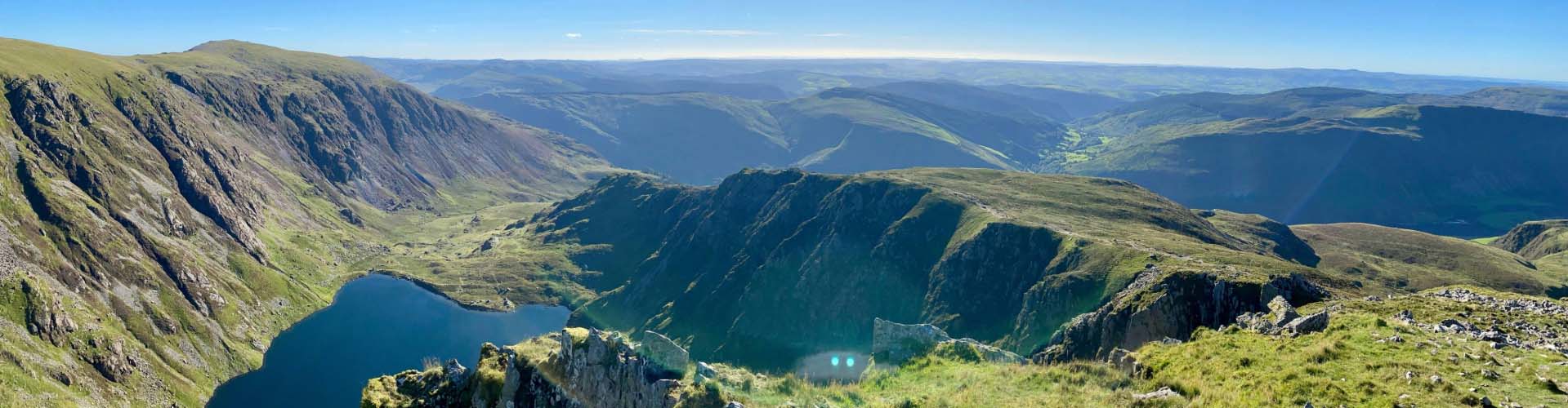 Large mountains in Wales