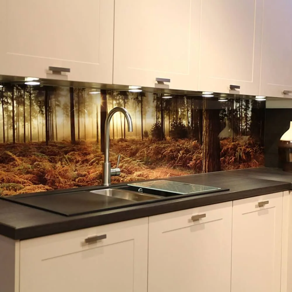 Glass kitchen back wall – UV printed or stained glass kitchen splashback with custom design