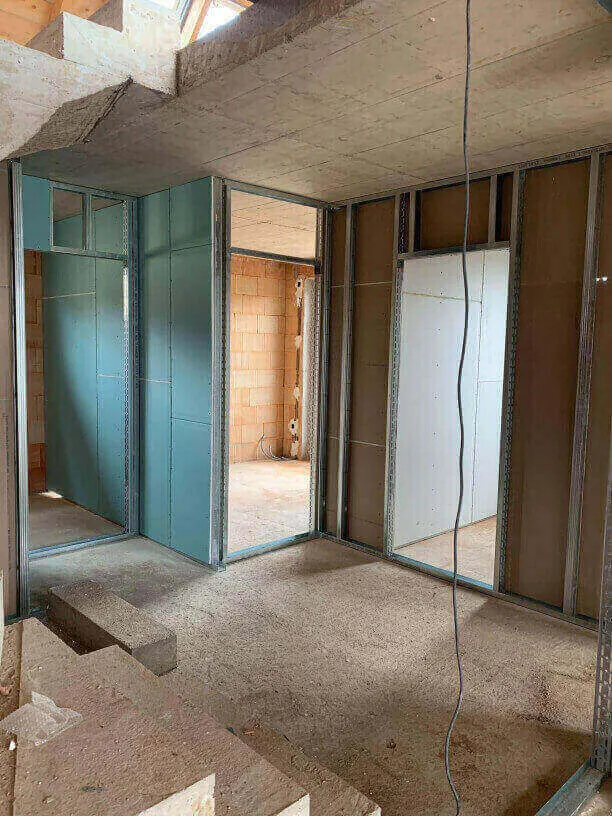 A Home Renovation Success Project: Installing Plasterboard Walls for a Modern Look