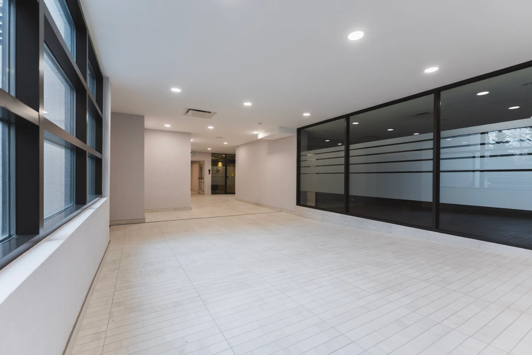 1 Aberfoyle Crescent, Toronto – project photo 5