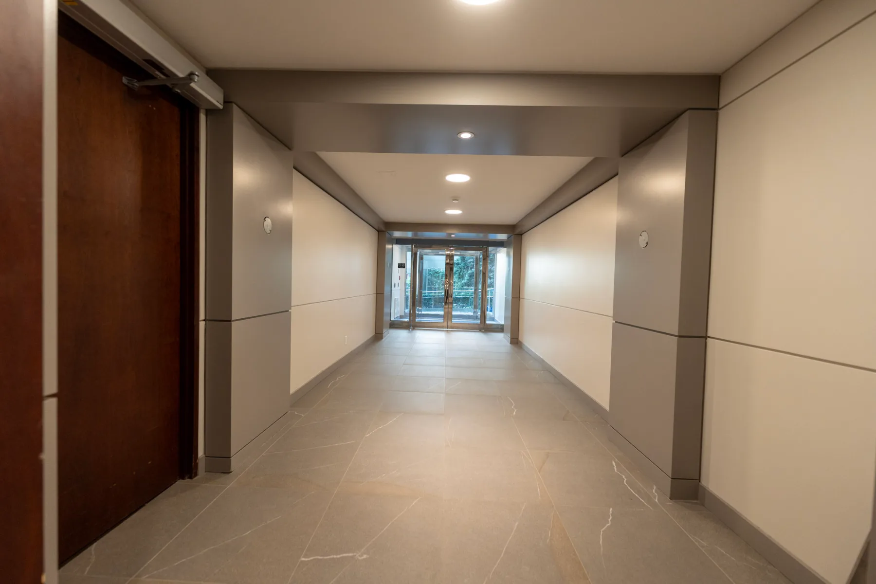 44 Charles Street West, Toronto – project photo 10