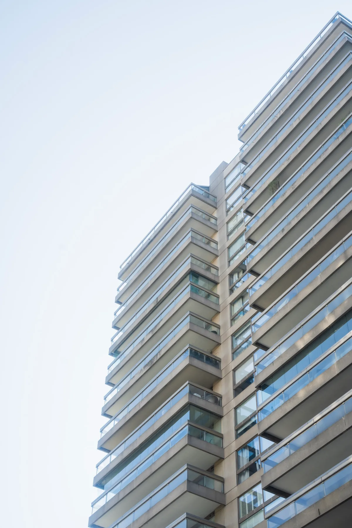 Hall et atrium en conception-construction au 61 & 63 St. Clair Avenue West, Toronto, photo 1 de 18