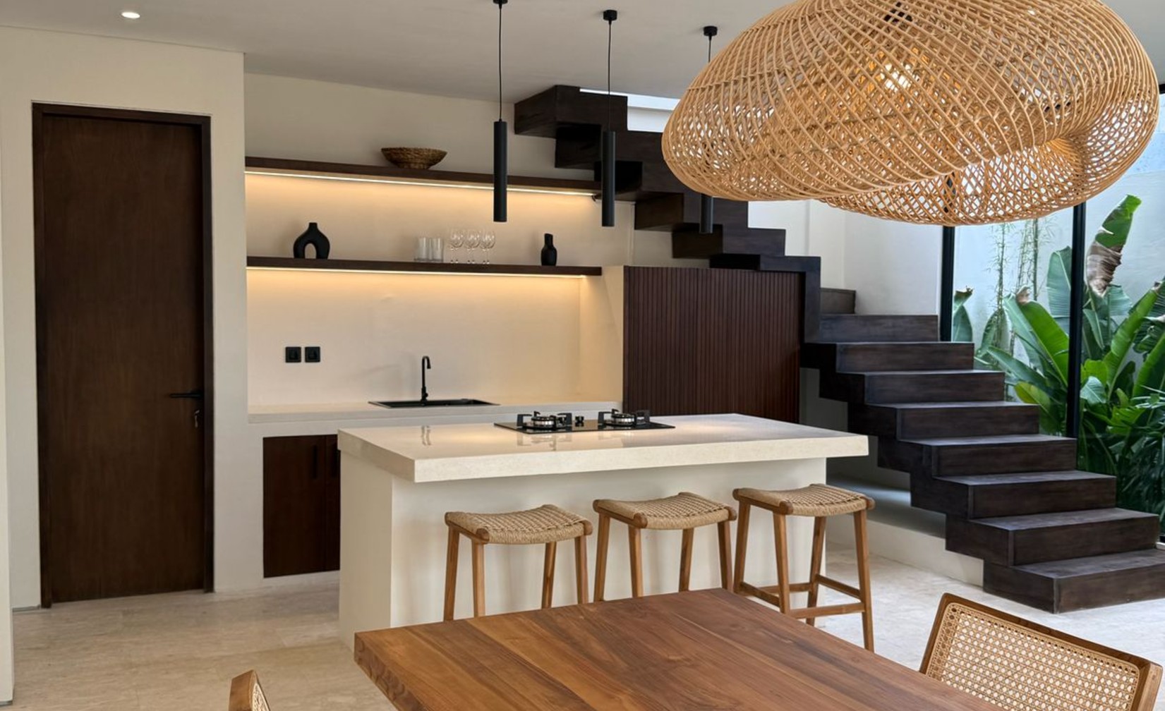 Investment villa in Batu Bolong