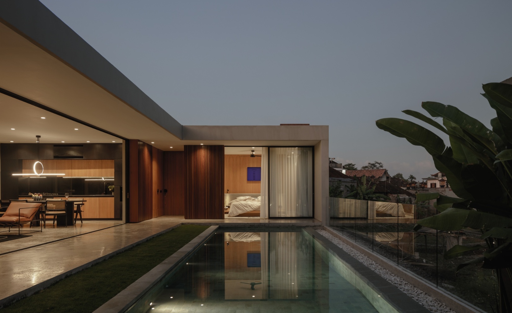 Contemporary tropical villa in Canggu