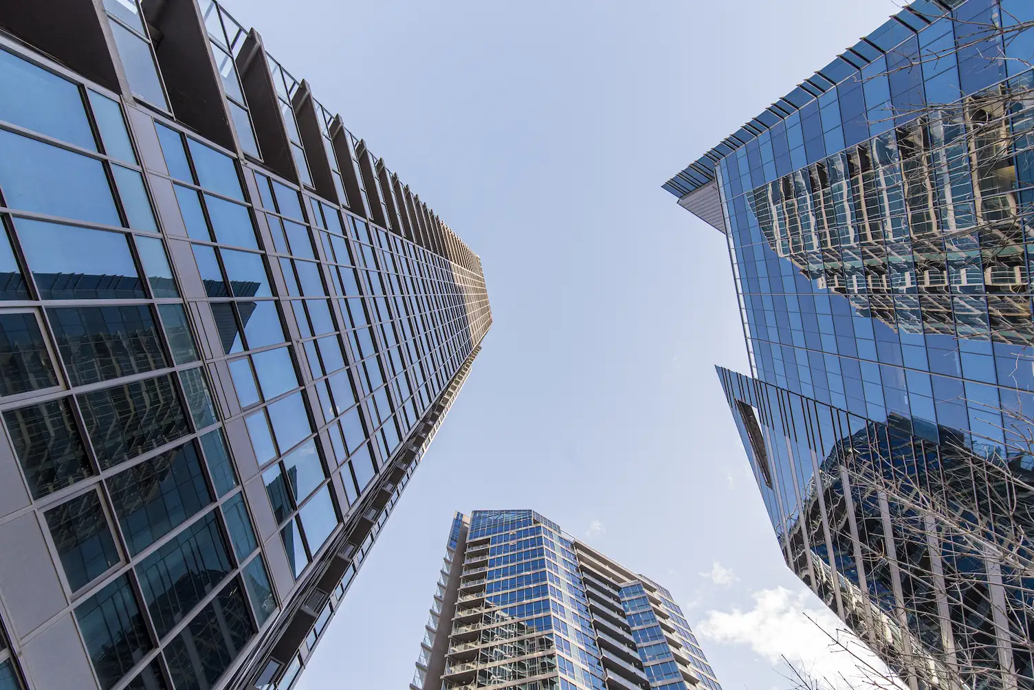 Digitalization of commercial buildings: the essentials in 2025