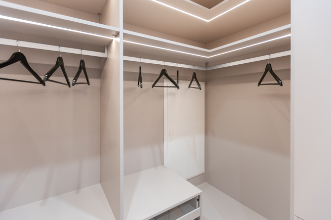 guest closet amenities