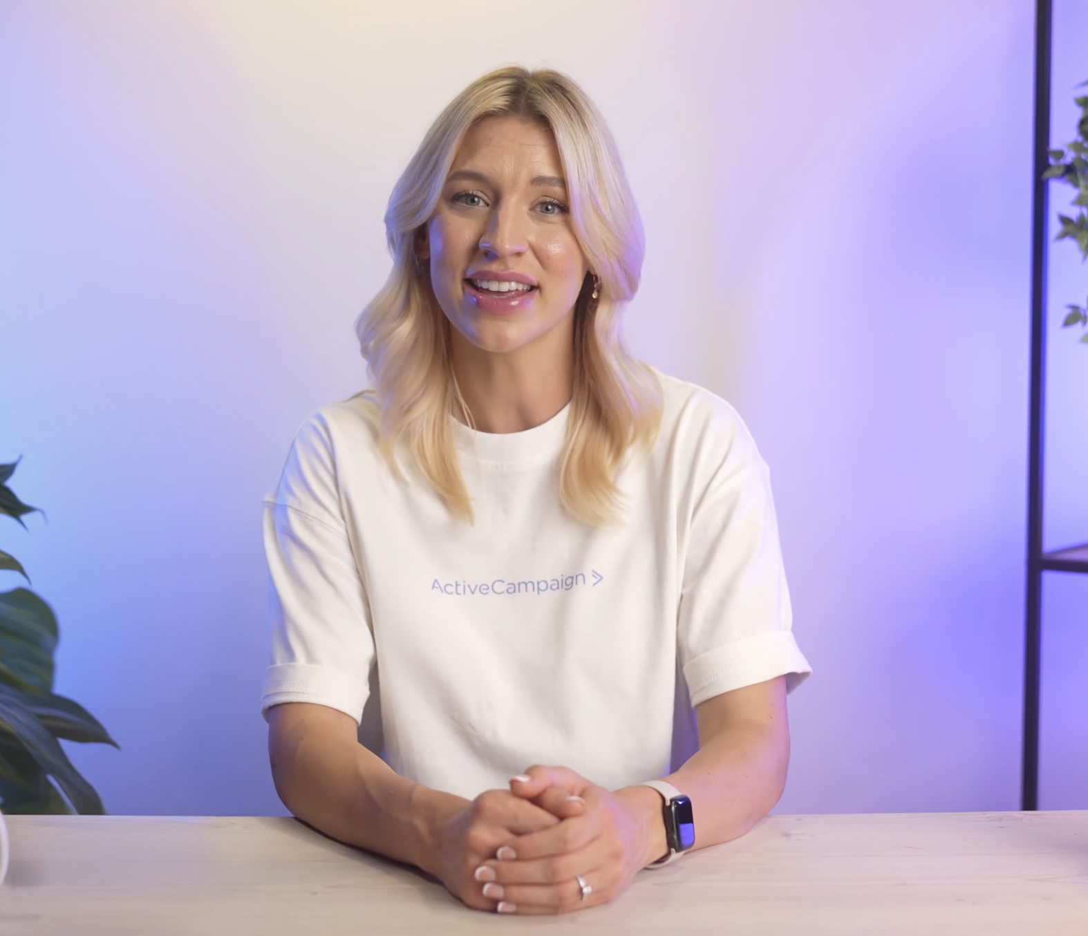 Videodeck spokesperson on a lilac set