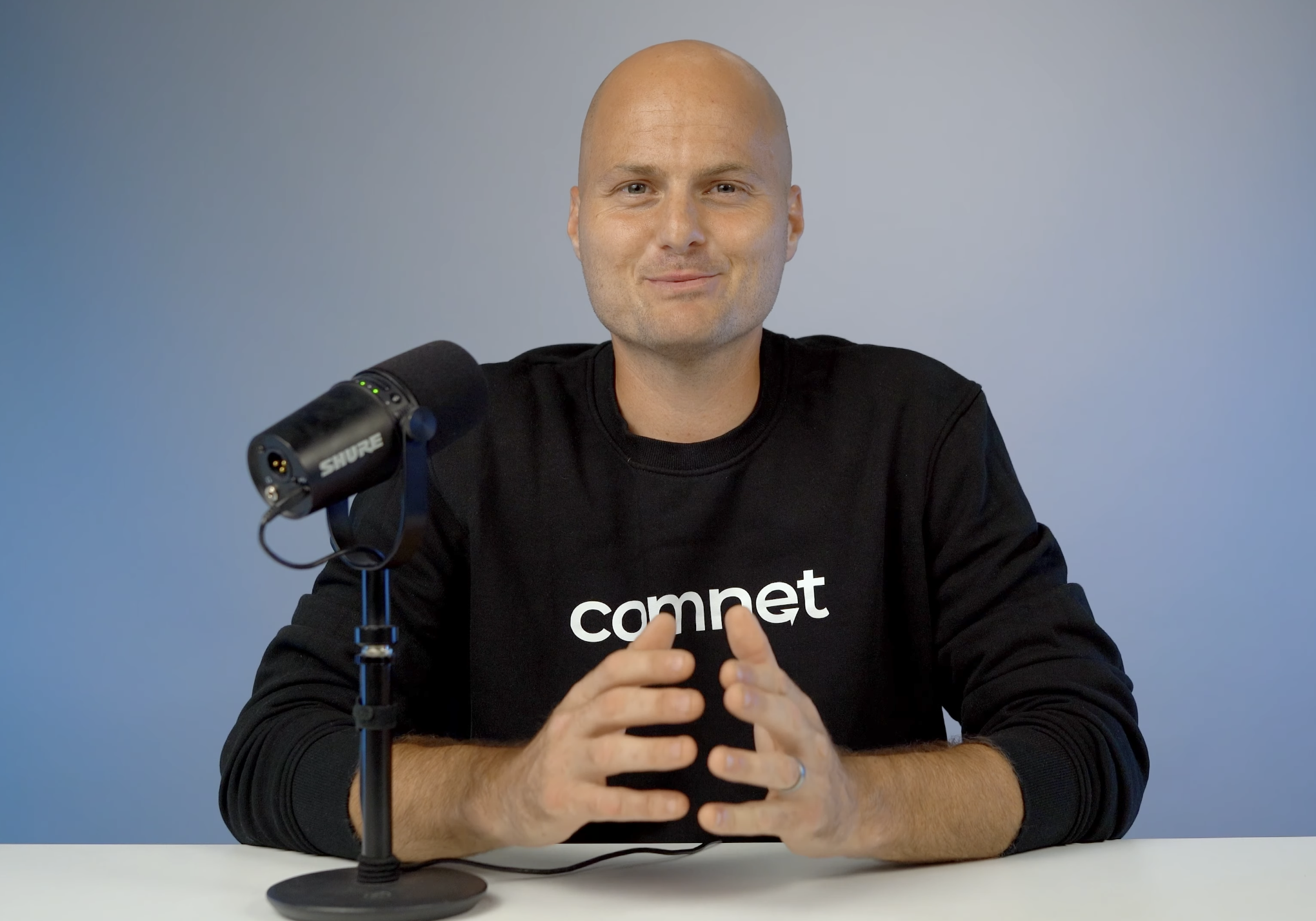 Videodeck spokesperson on a grey set